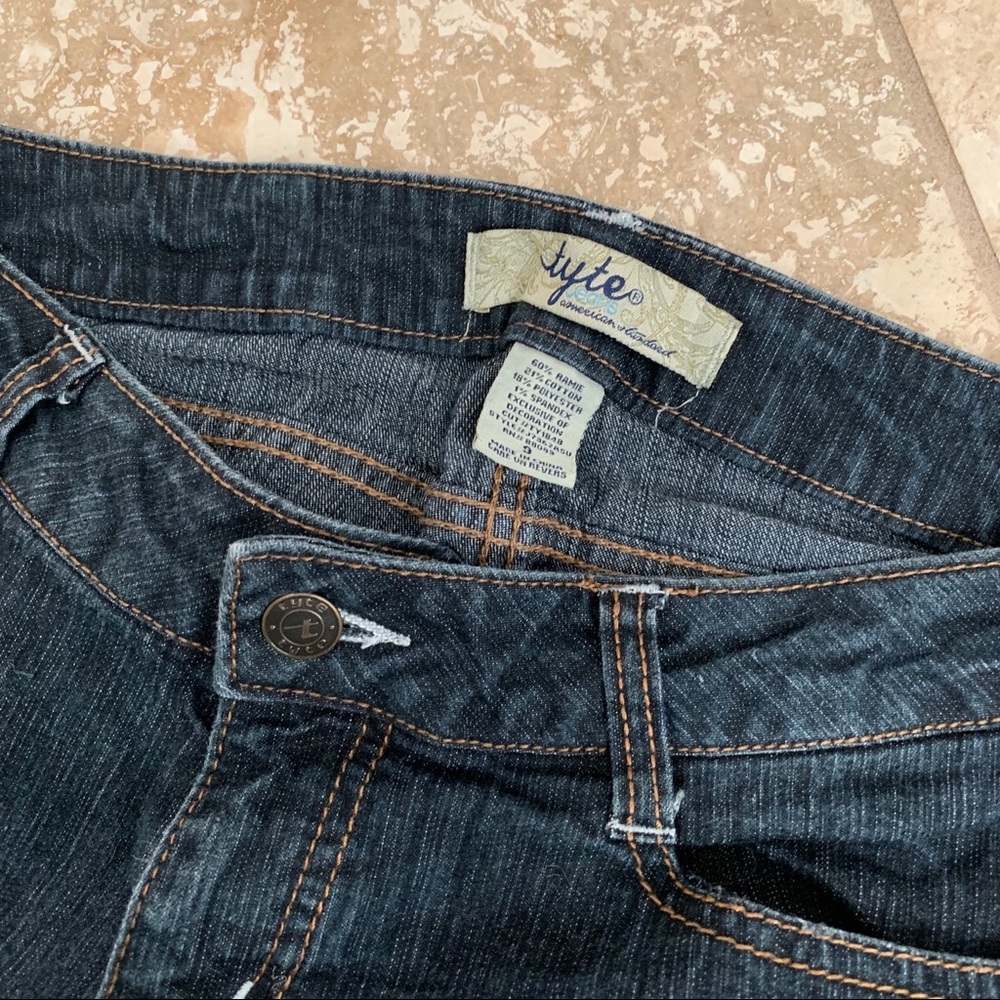 Size 9 Tyte Jeans LONG!